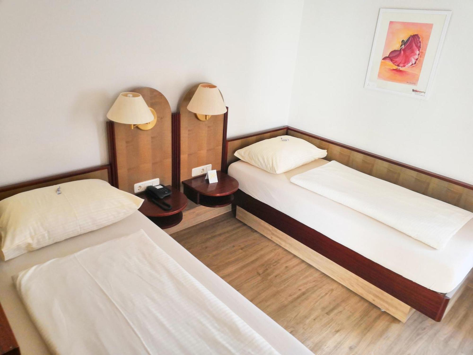 Hotel Fantasie Άνσμπαχ Εξωτερικό φωτογραφία