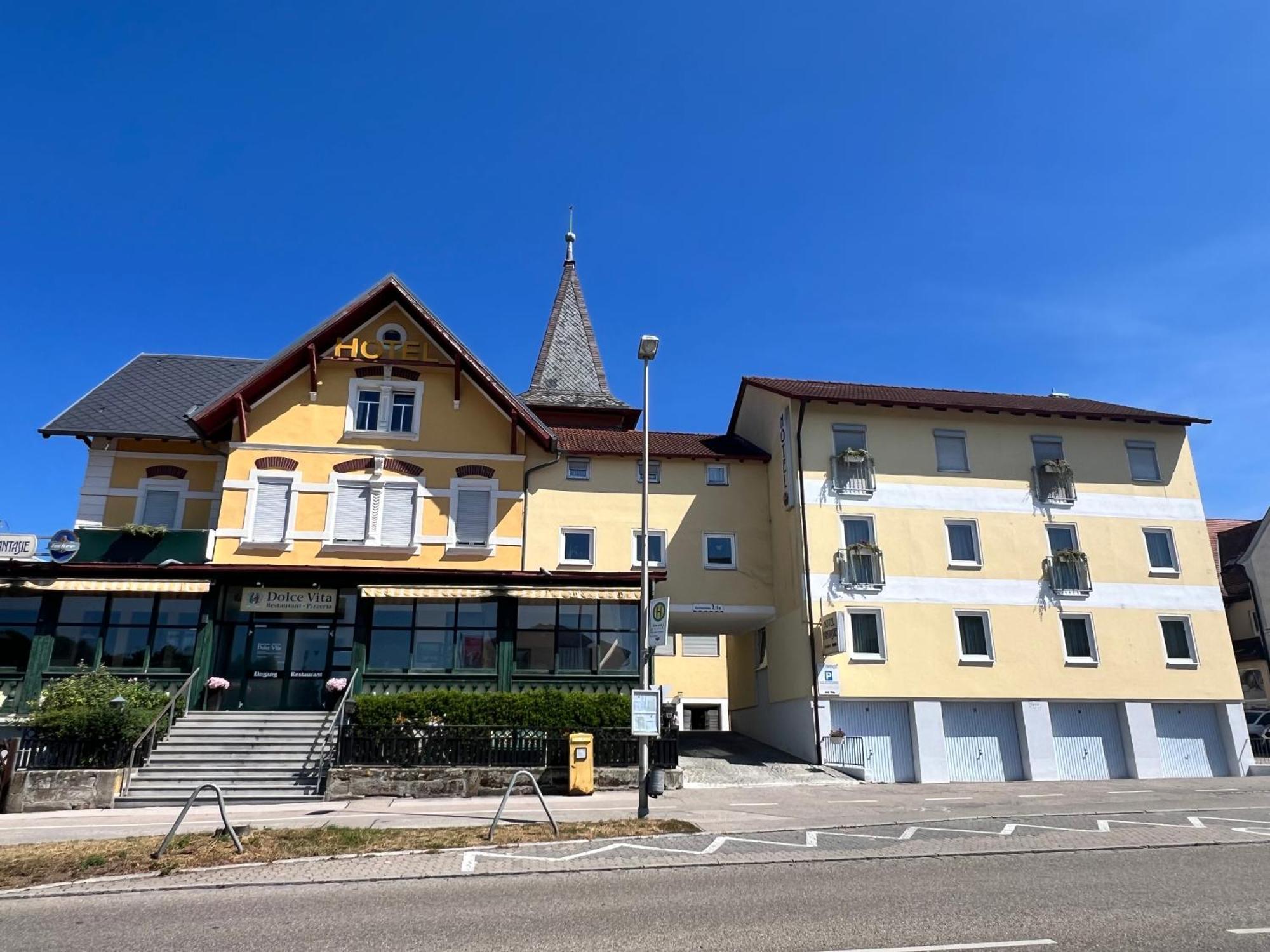 Hotel Fantasie Άνσμπαχ Εξωτερικό φωτογραφία