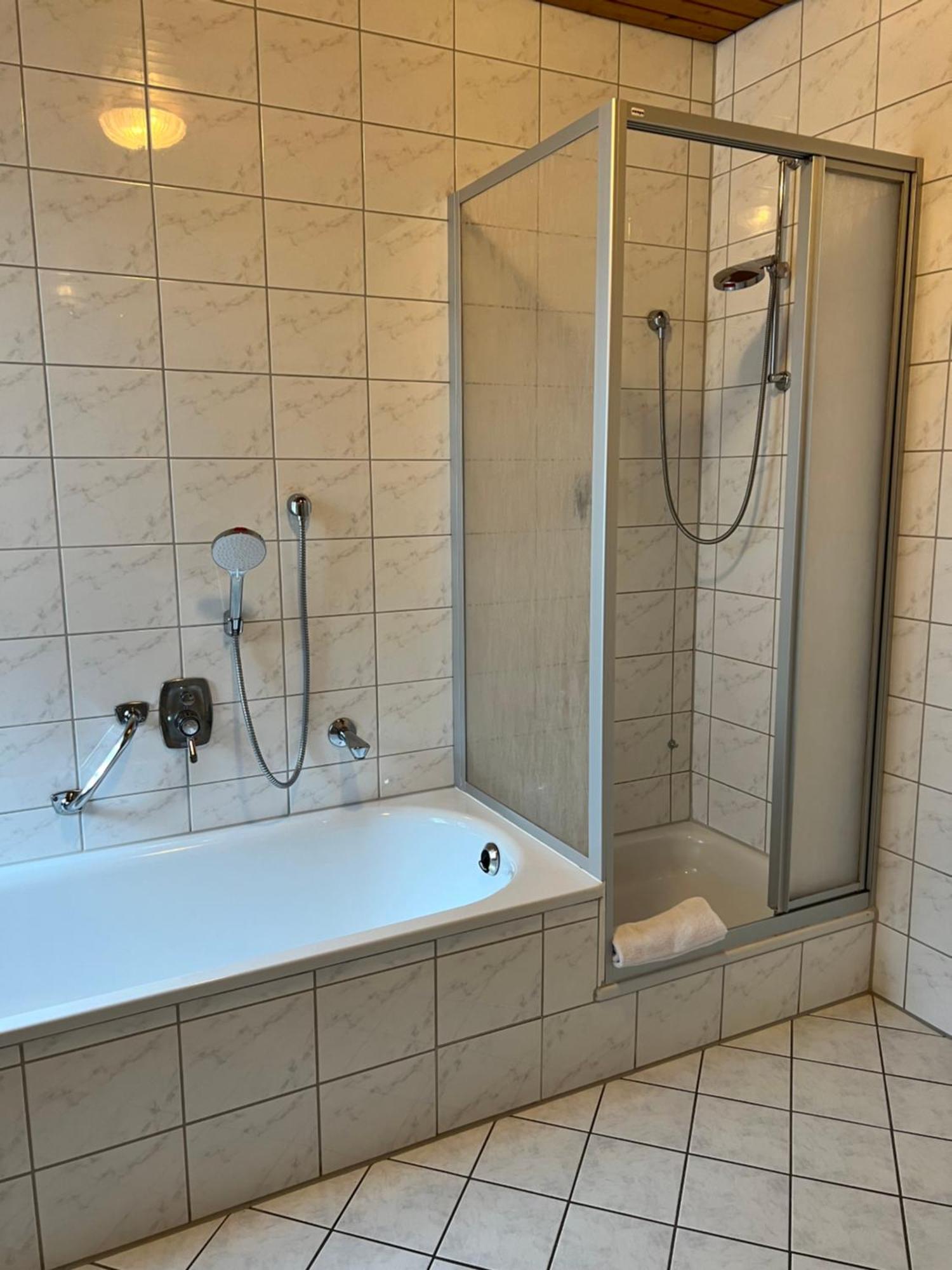 Hotel Fantasie Άνσμπαχ Εξωτερικό φωτογραφία